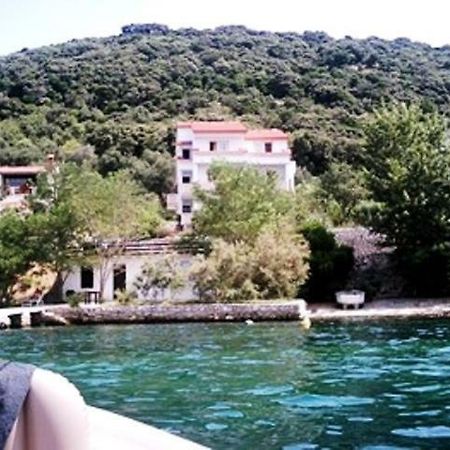 Apartman Supetarska Draga Apartment Exterior foto