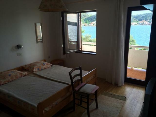 Apartman Supetarska Draga Apartment Exterior foto